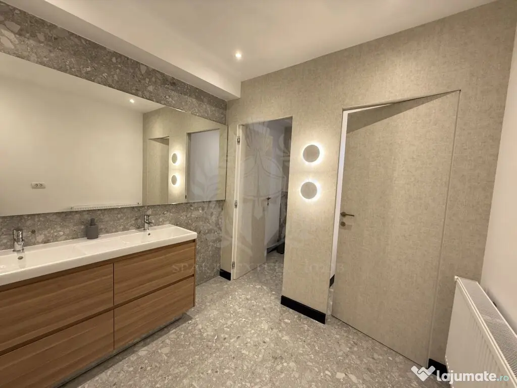 Spațiu comercial Birouri/ Notariat, Zona Centrala, Gh. 