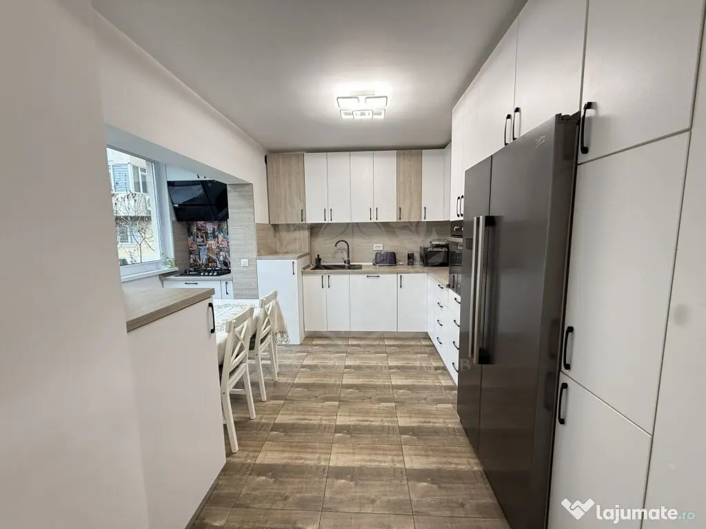 APARTAMENT 4 CAMERE, // ZONA REPUBLICII