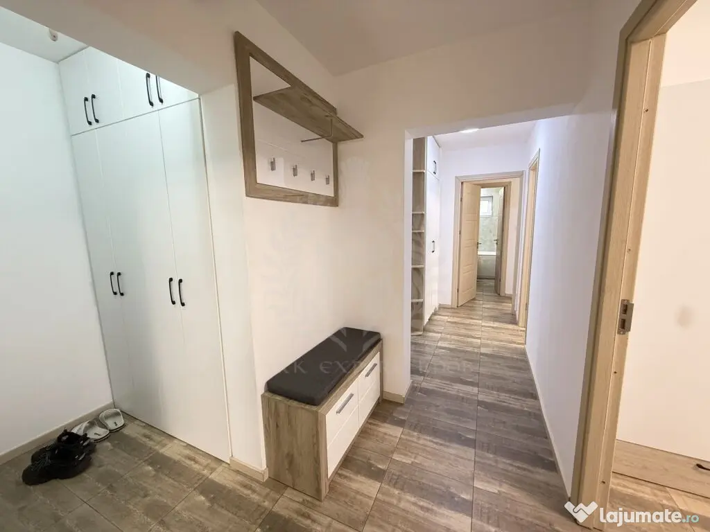 APARTAMENT 4 CAMERE, // ZONA REPUBLICII