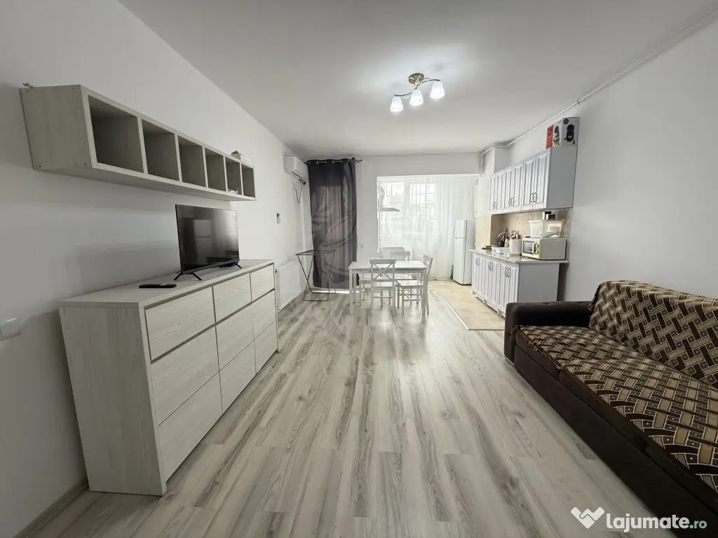 Inchiriere apartament 2 camere, bloc nou, zona Vest,