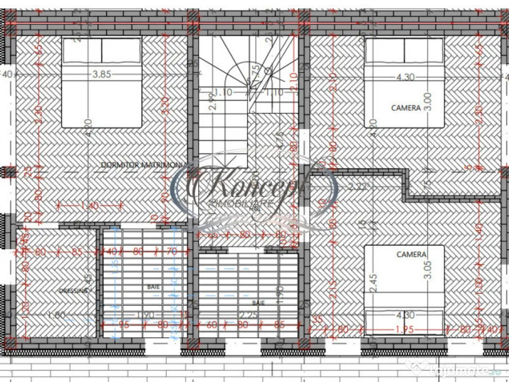 Locuinta moderna cu 5 camere si curte amenajata zona Muzeul