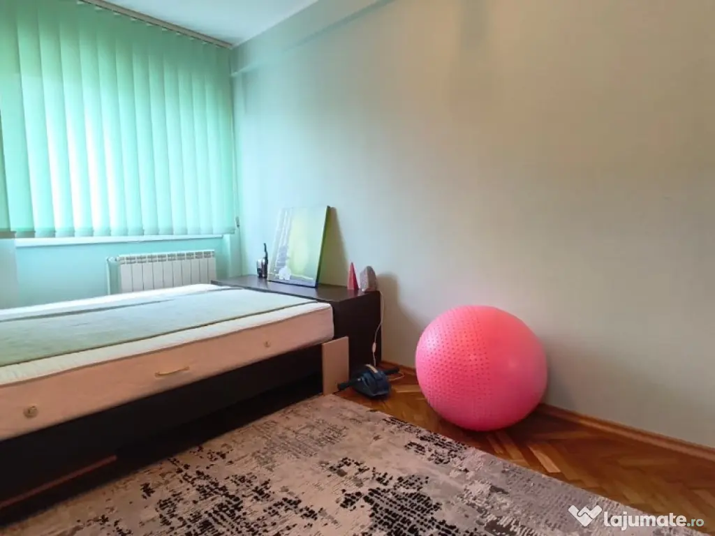 Apartament 3 camere in Deva, zona Piata- Kogalniceanu 