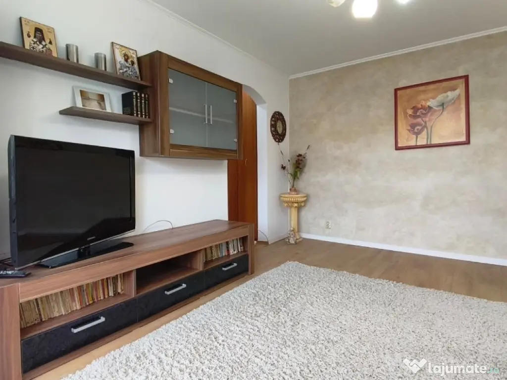 Apartament 3 camere in Deva, zona Piata- Kogalniceanu 