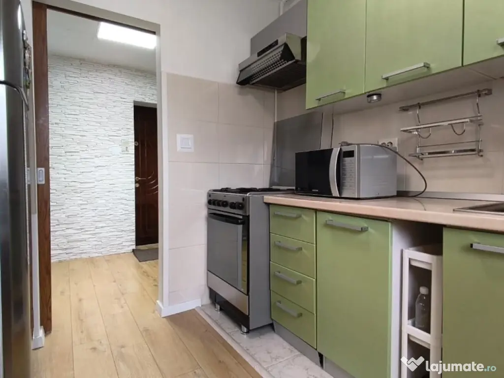 Apartament 3 camere in Deva, zona Piata- Kogalniceanu 