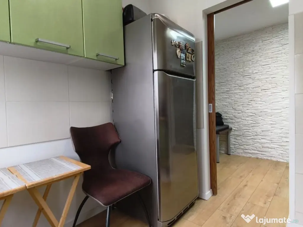 Apartament 3 camere in Deva, zona Piata- Kogalniceanu 