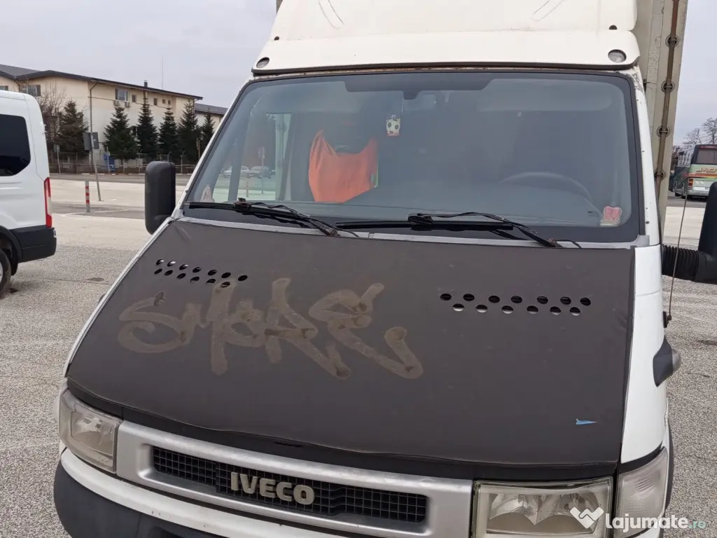 Autoutilitara IVECO 