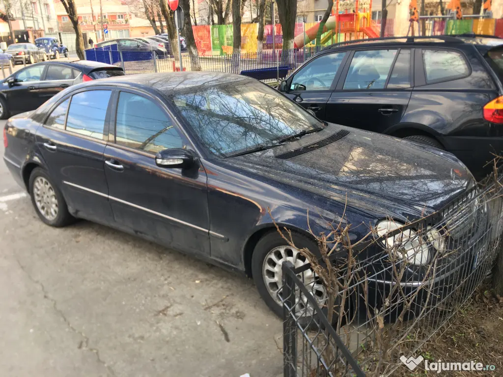 Vând Mercedes-BENZ W211 Elegance CDI din 2004 