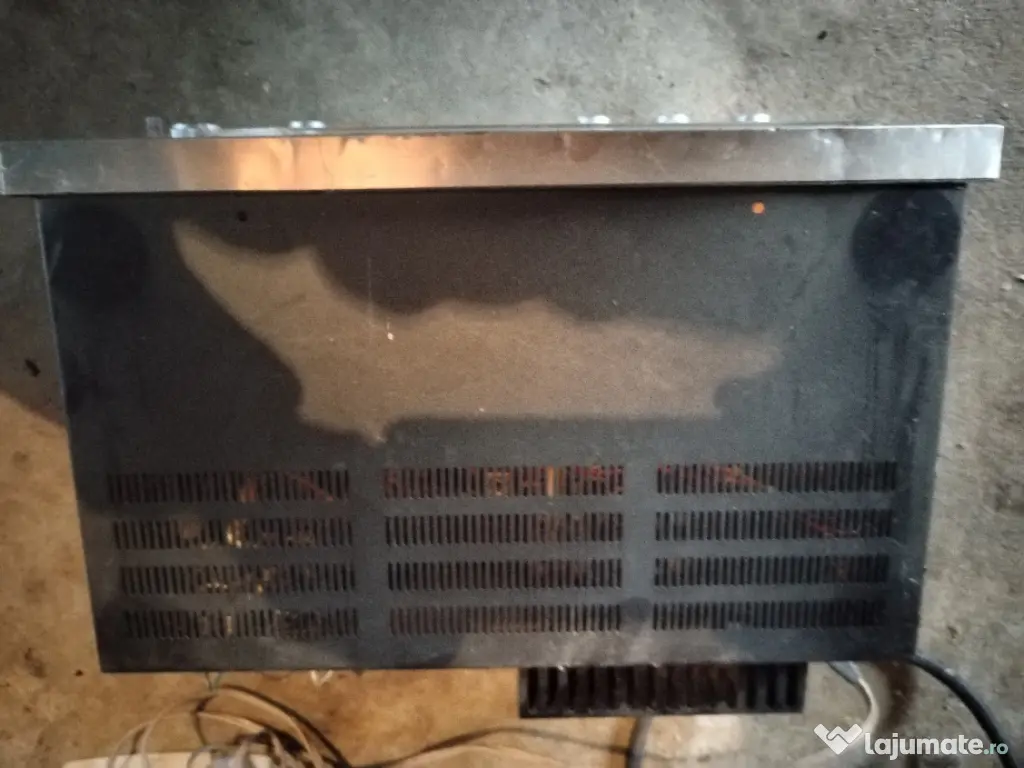 Amplituner Sanyo dcx 233L nefuncțional 