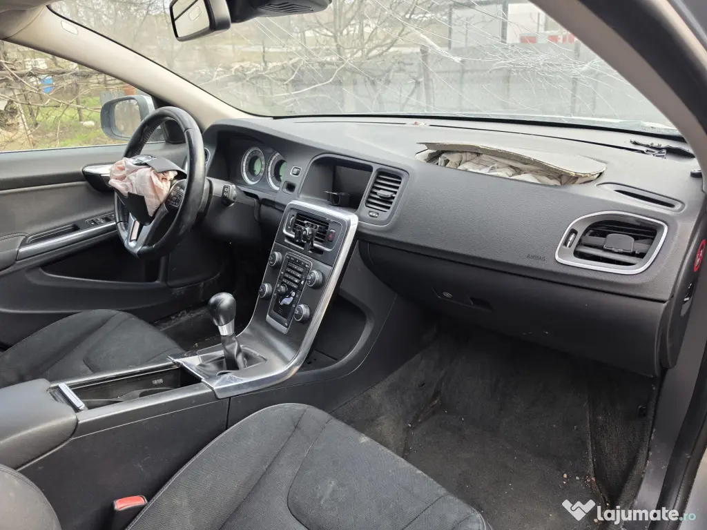 Volvo v60 2011 163 cp