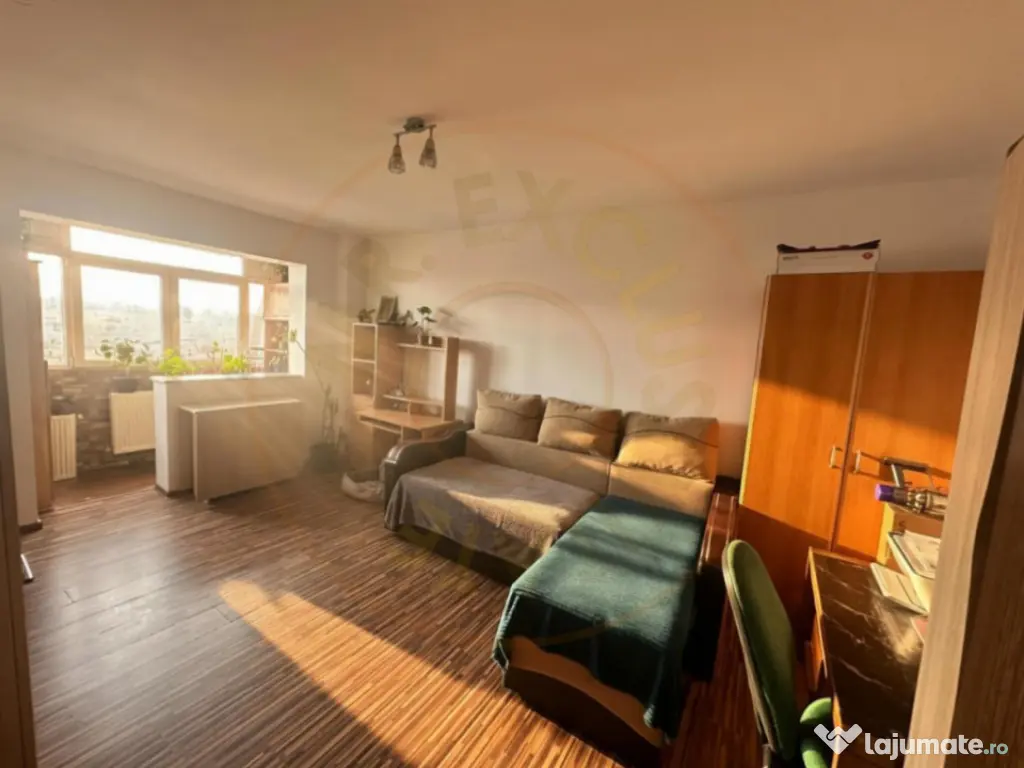 Apartament 3 camere decomandat 