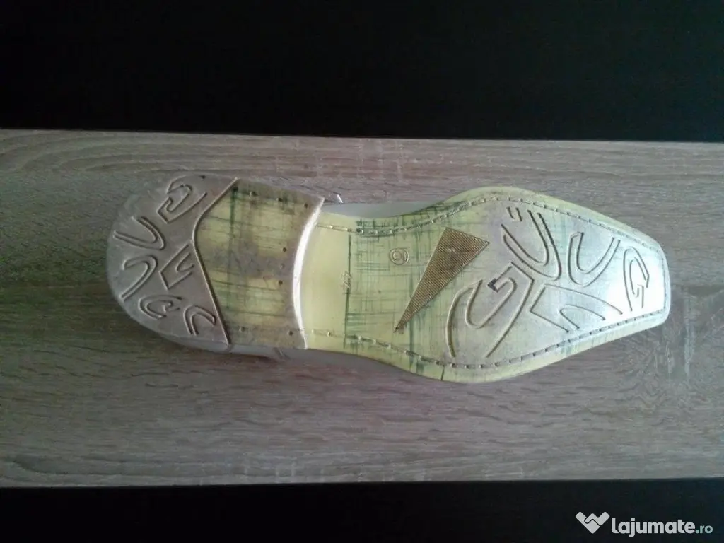 Pantofi barbati 44 