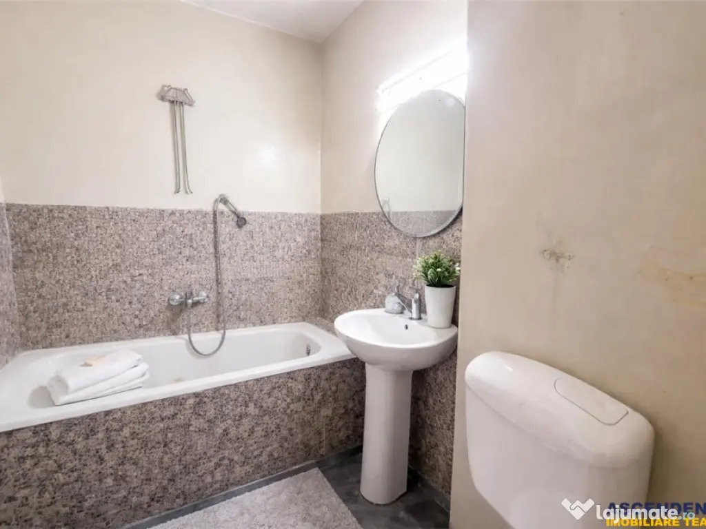 Insorita, vedere panoramica, deschidere personalizare, Centr 