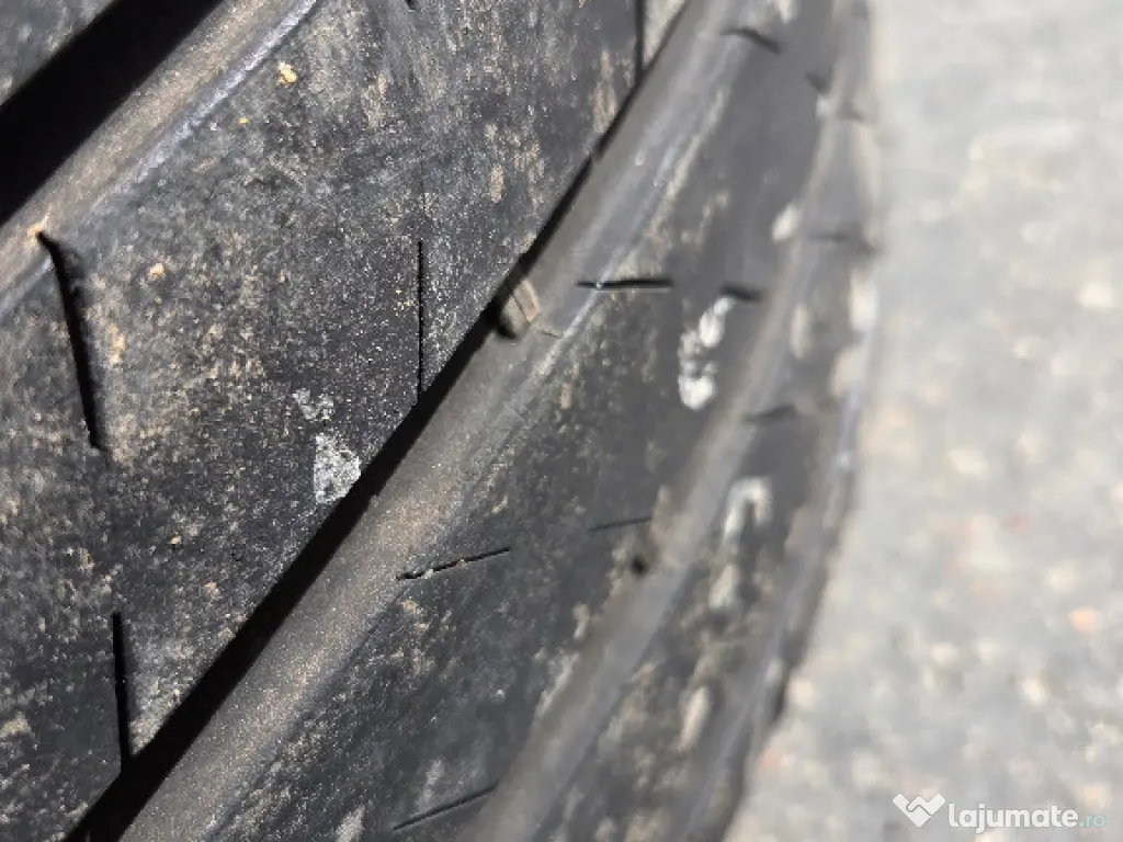 Jante aliaj originale Audi 20" cu anvelope vara Bridgestone 255/45 R20 