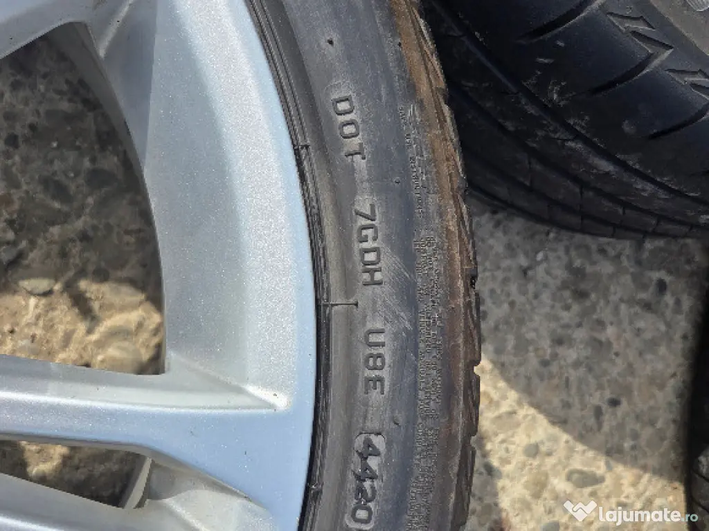 Jante aliaj originale Audi 20" cu anvelope vara Bridgestone 255/45 R20 
