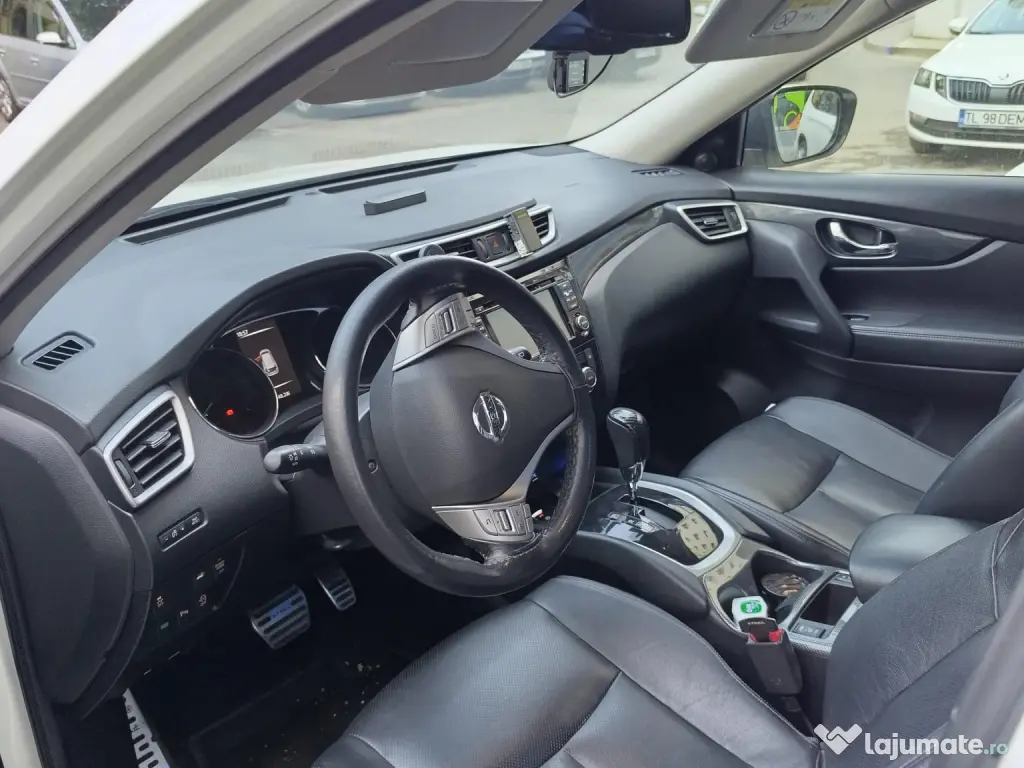 Nissan X -Trail, cutie automata