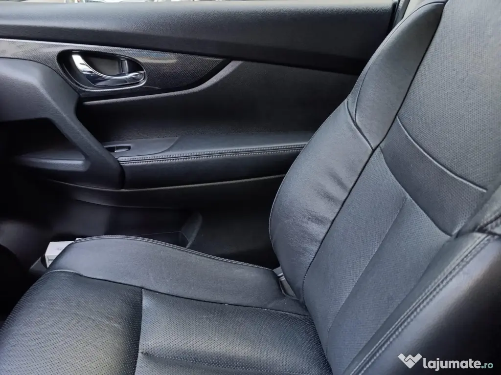 Nissan X -Trail, cutie automata