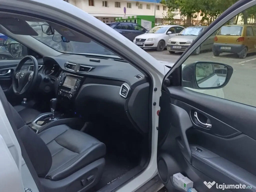 Nissan X -Trail, cutie automata