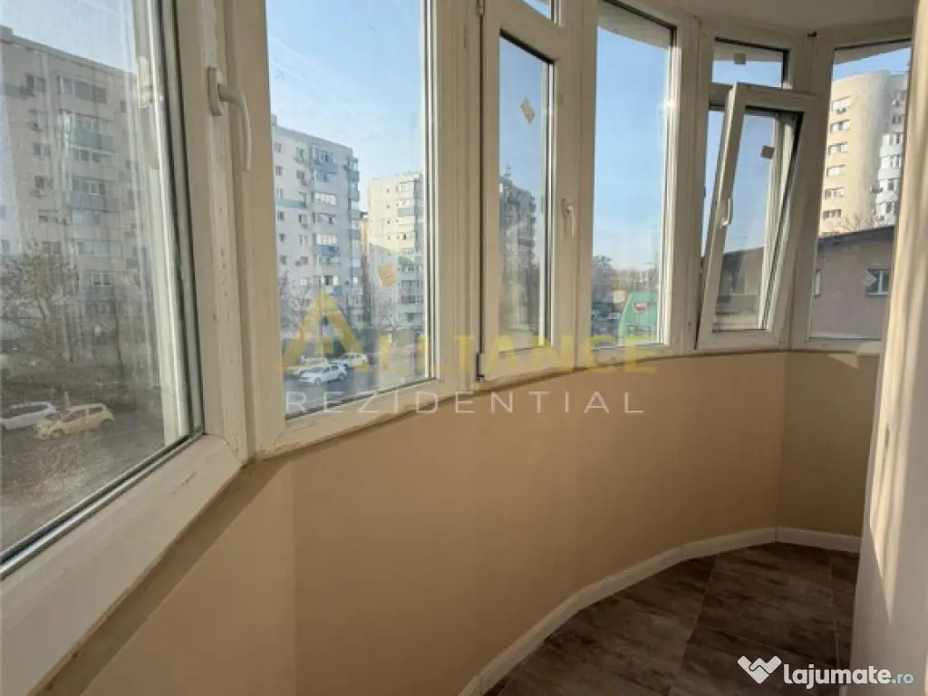 Metrou Aparatorii Patriei - 3 camere complet decomandat