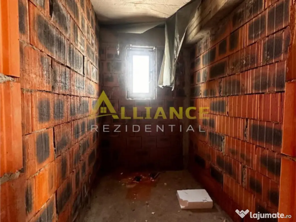 Vila individuala 5 camere ~ 3 bai ~ Teren 300 mp 