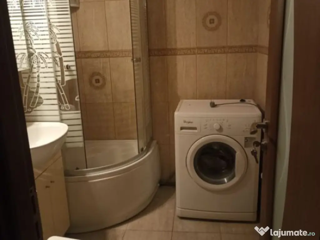 Garsoniera renovata,mobilata,parcare, Astra,71000 Euro 