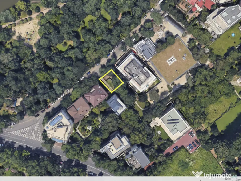 Teren de vânzare – Primăverii, vizavi de Parcul Bordei 