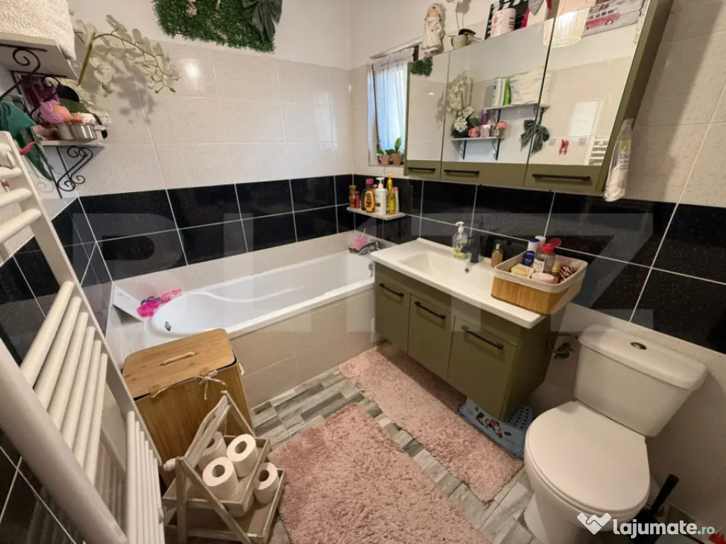 Triplex modern cu terasa si gradina, Sanpetru, Brasov