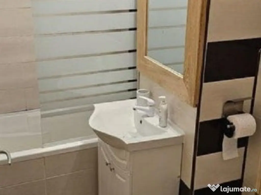 Tomis 1, Centru, de inchiriat 2 camere, gaze, mobilat 