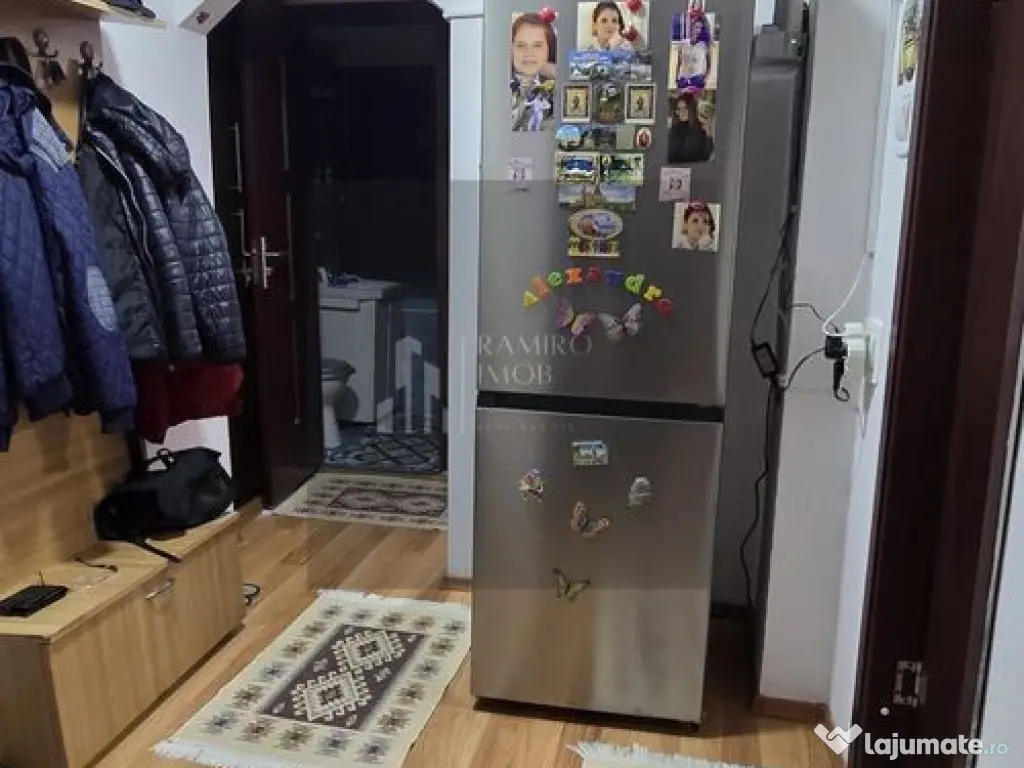 Apartament 2 camere, decomandat - Zona TITAN 