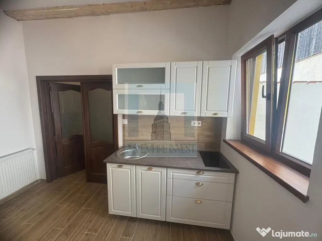 Casă renovată integral, mobilată și utilată – Șch... 