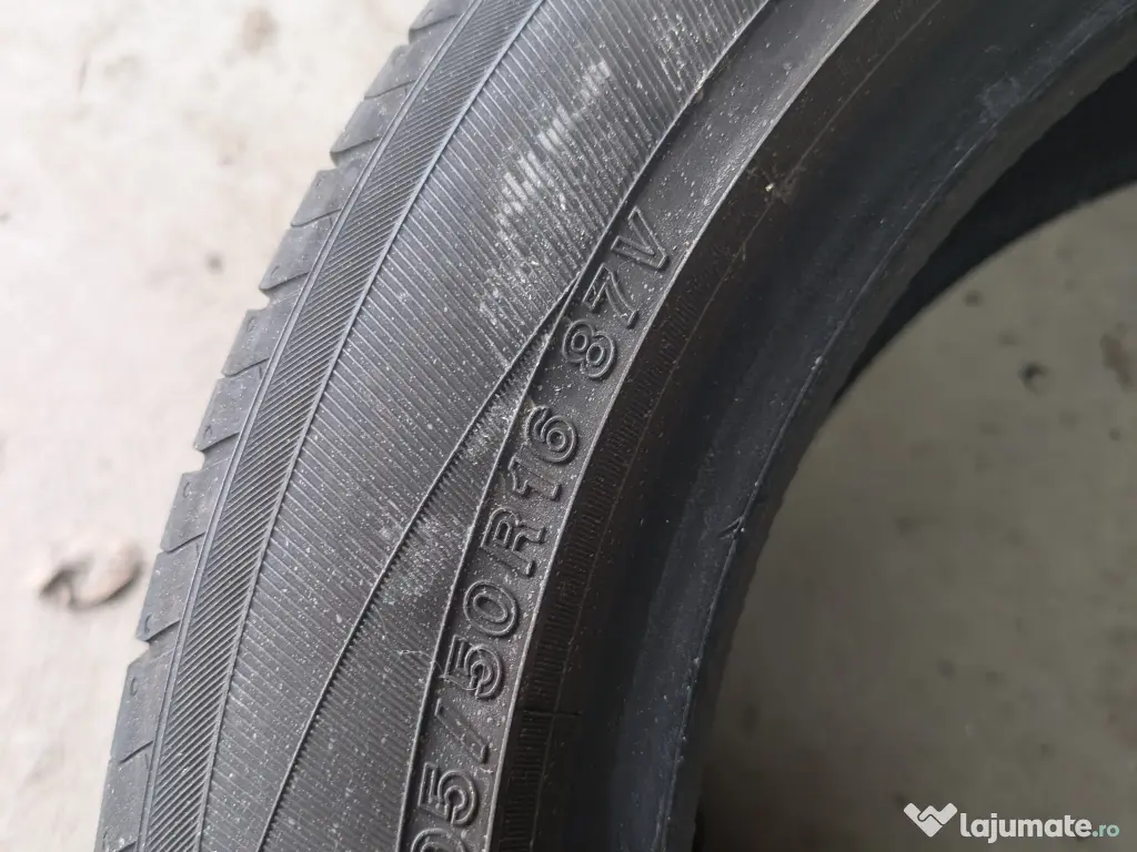 Anvelope vara 205/50/16 