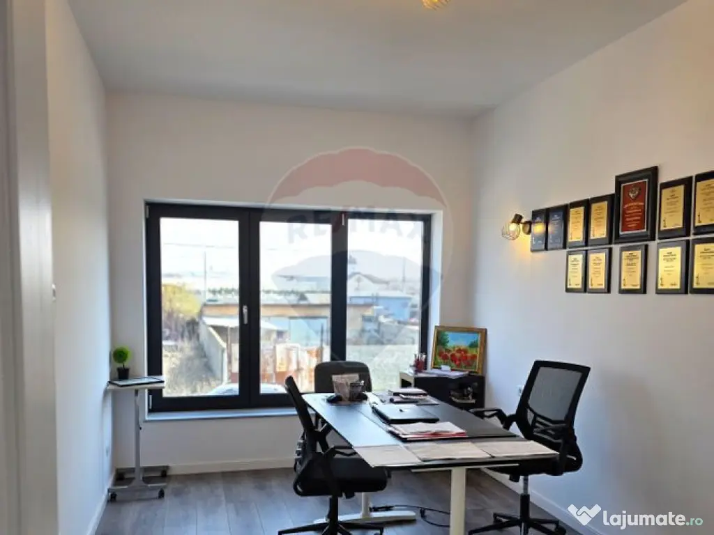 Casă / Vilă din 2024 de vânzare în zona Micro 14 