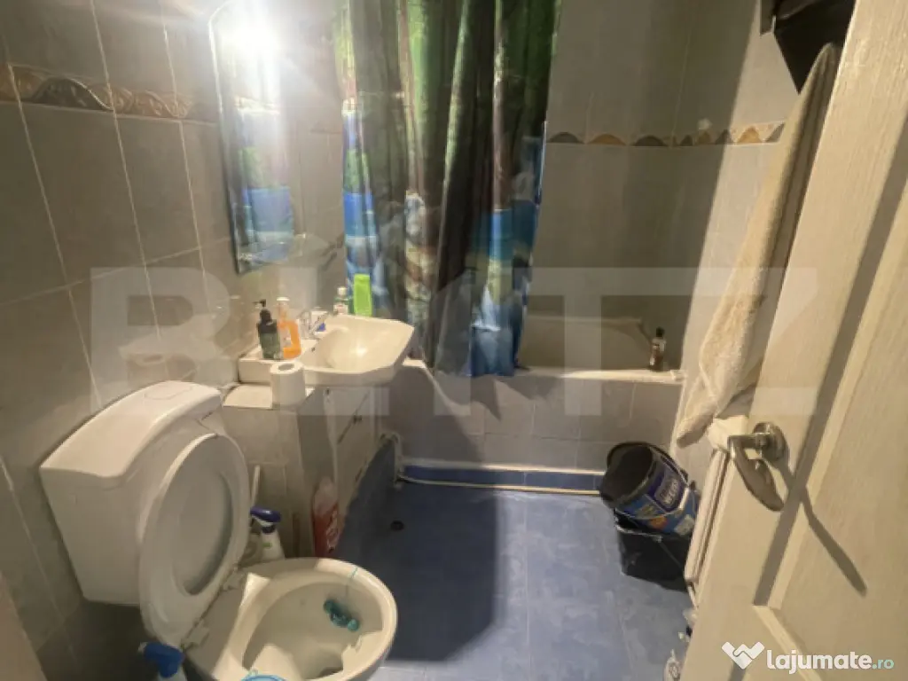 Apartament 3 camere, zona Centrala 