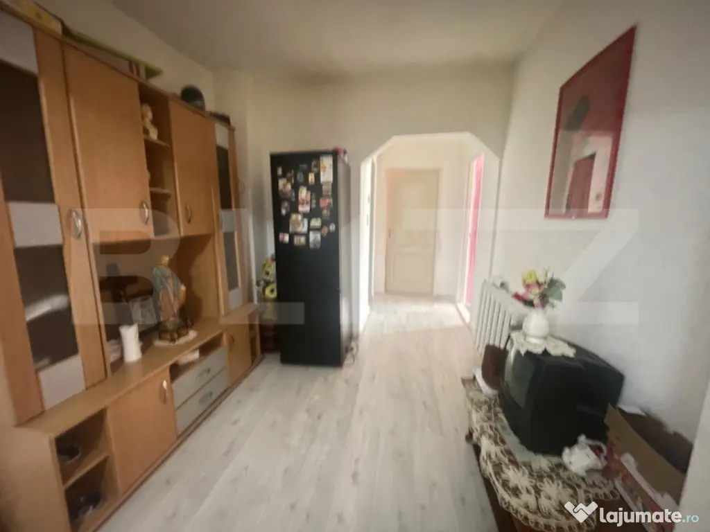 Apartament 3 camere, zona Centrala 