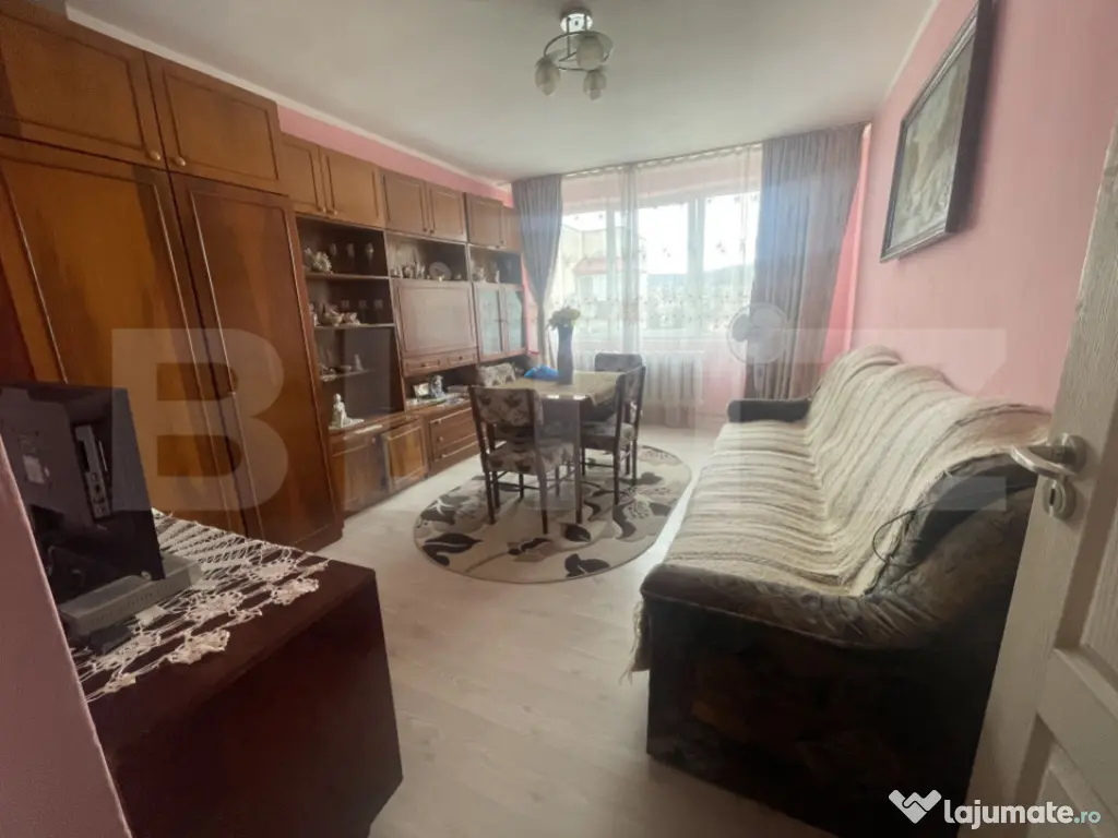 Apartament 3 camere, zona Centrala 