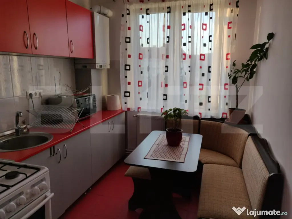 Apartament 2 camere, Zona The Office, parcare inclusă, deco 