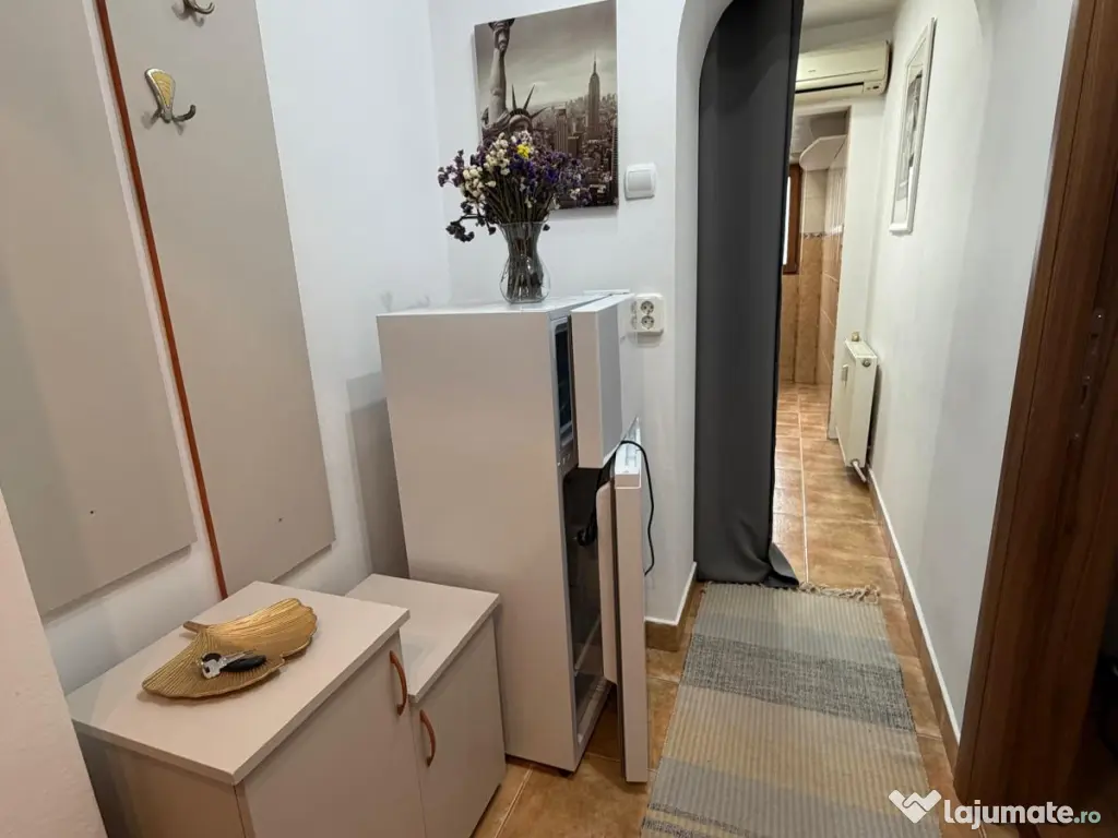 Garsoniera de inchiriat 9 Mai 