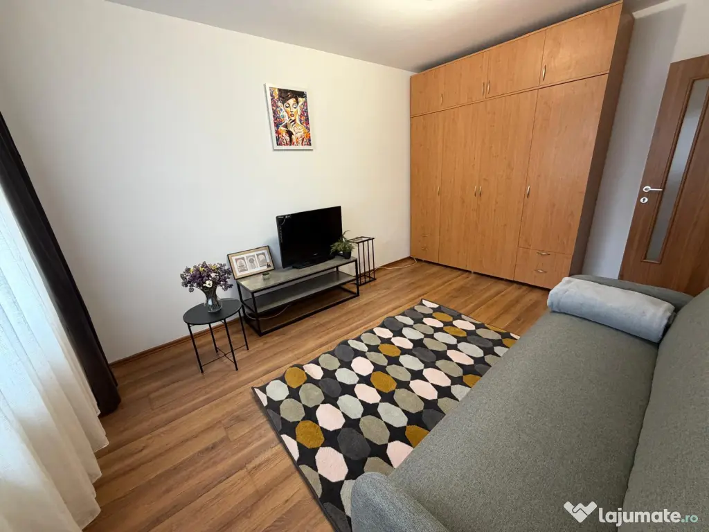 Garsoniera de inchiriat 9 Mai 