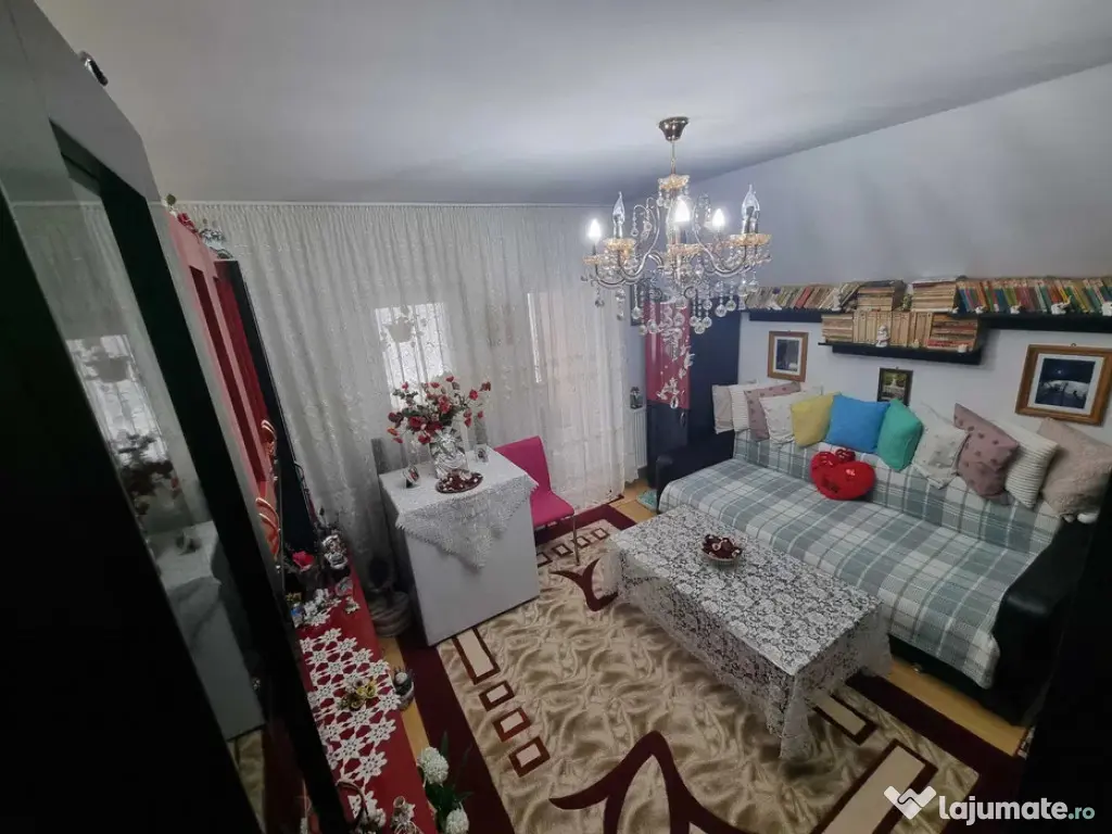 Garsoniera Confort Sporit - Etajul 3 Zona Burdujeni 