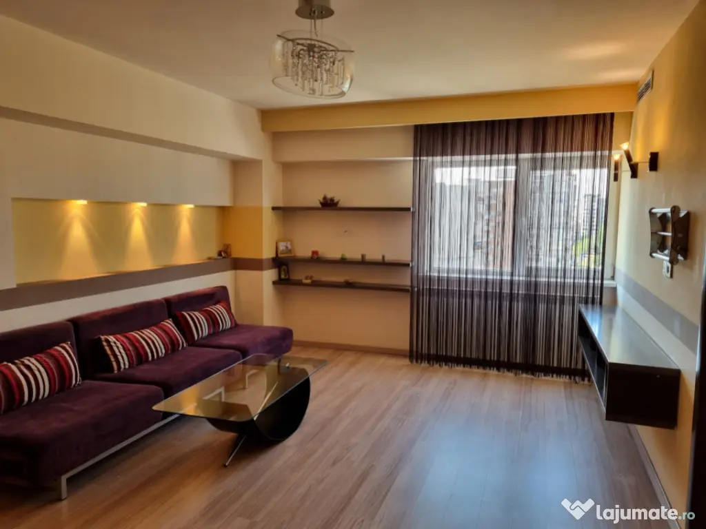 Apartament elegant, Bloc 2000 zona Bancorex 