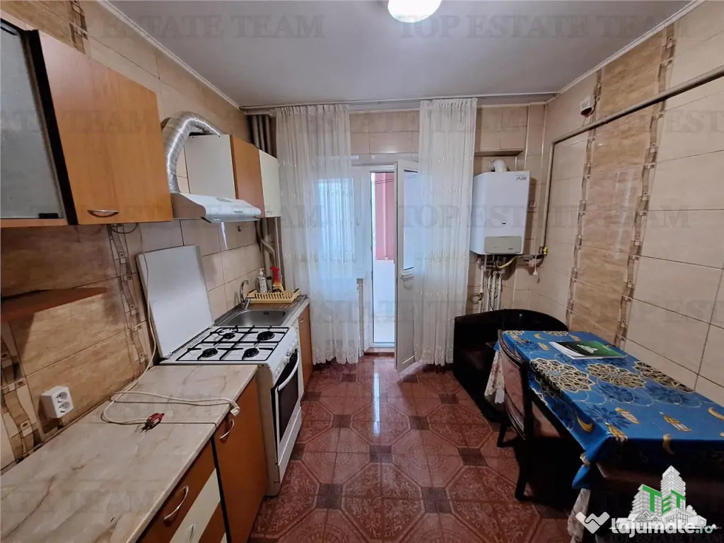 Apartament 2 cam. Vidin - scoala 20 - - Braila 