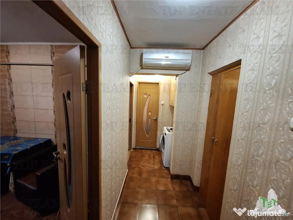 Apartament 2 cam. Vidin - scoala 20 - - Braila 