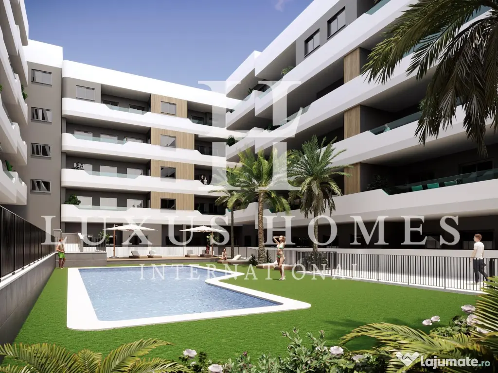 Apartament la parter, cu o terasă, piscină, într-o locație excelentă 