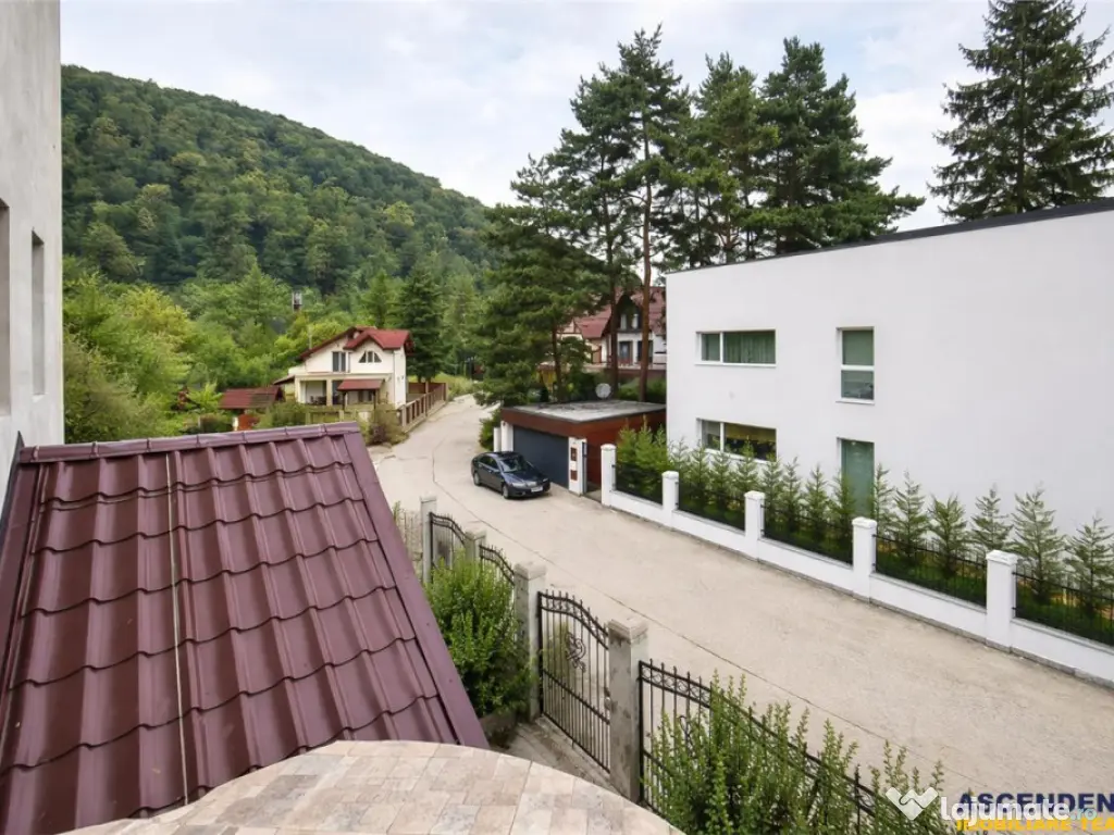 FILM 3D! Resedinta de exceptie, in pretiosul areal Bunloc, 