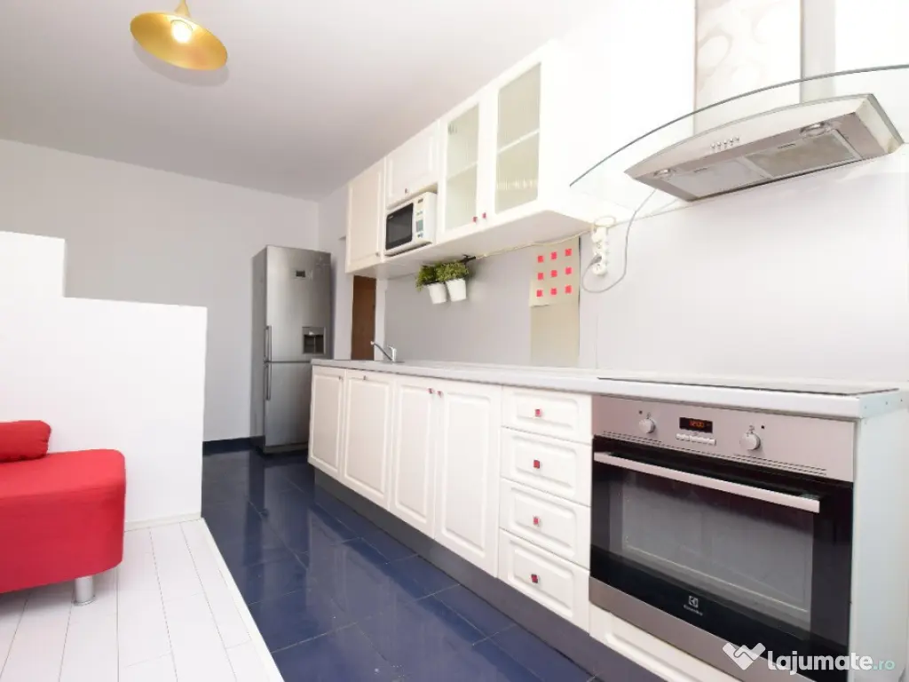 2 camere decomandat, bloc 1986, Parc IOR - metrou Grigorescu 