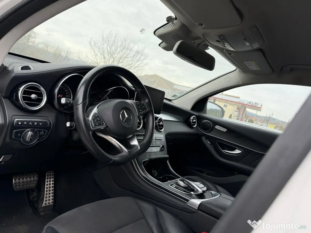 Mercedes-Benz Classe GLC | 2017| Avariat | De reparat sau piese 