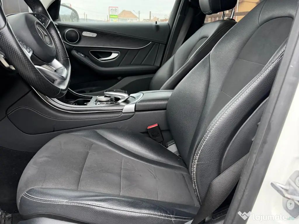 Mercedes-Benz Classe GLC | 2017| Avariat | De reparat sau piese 