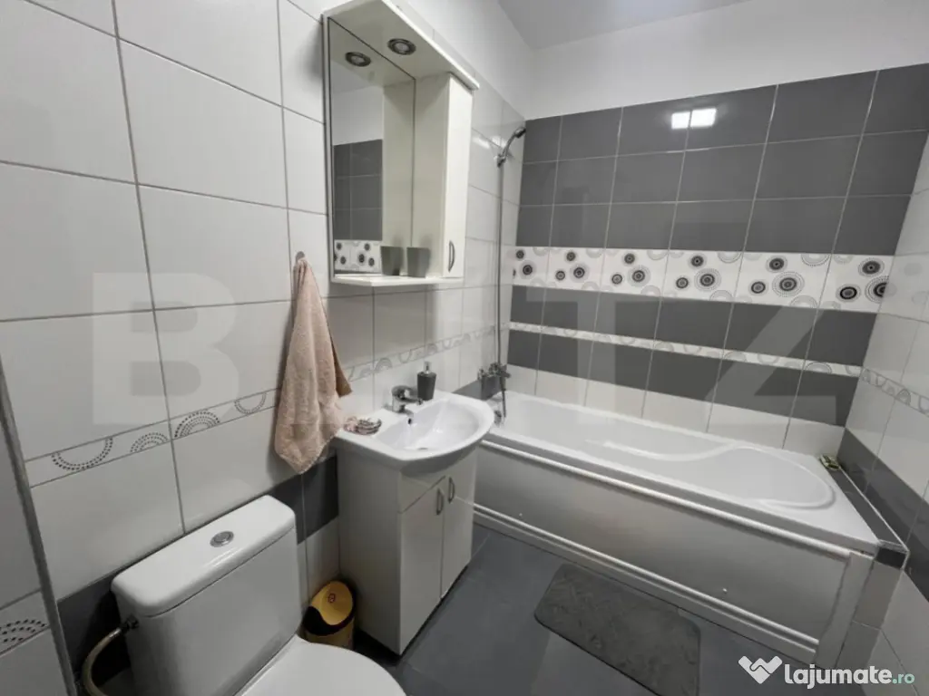 Apartament o camera, zona Semicentrala, 40m2 