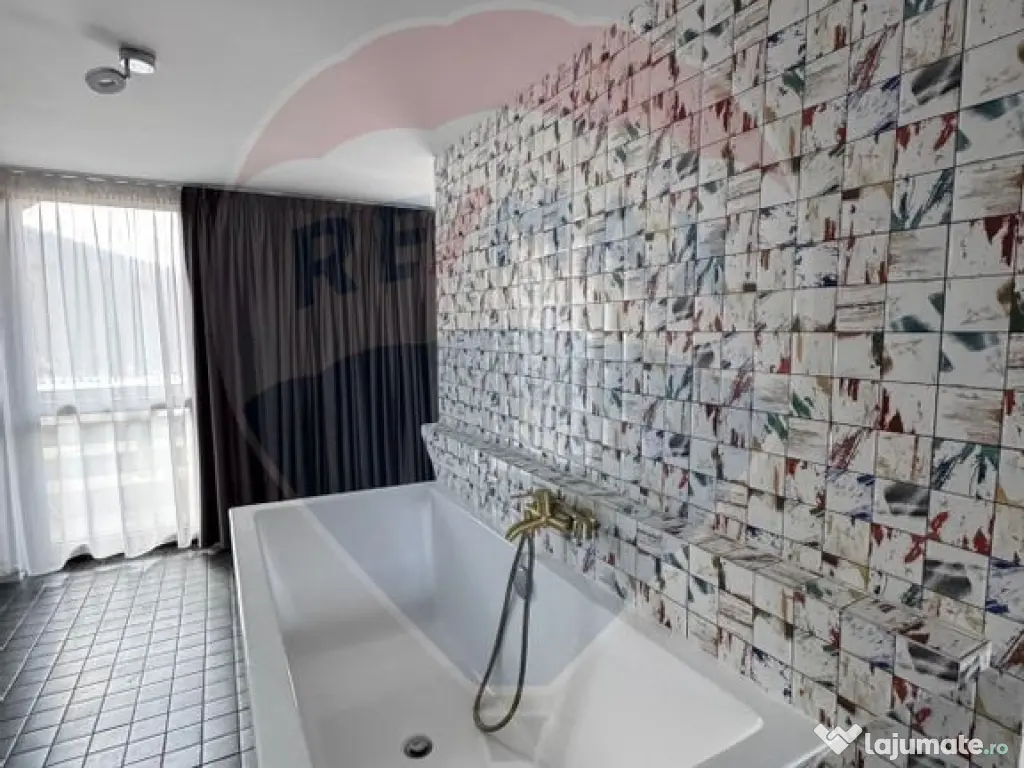 Vila la munte + teren 7600 MP ! 