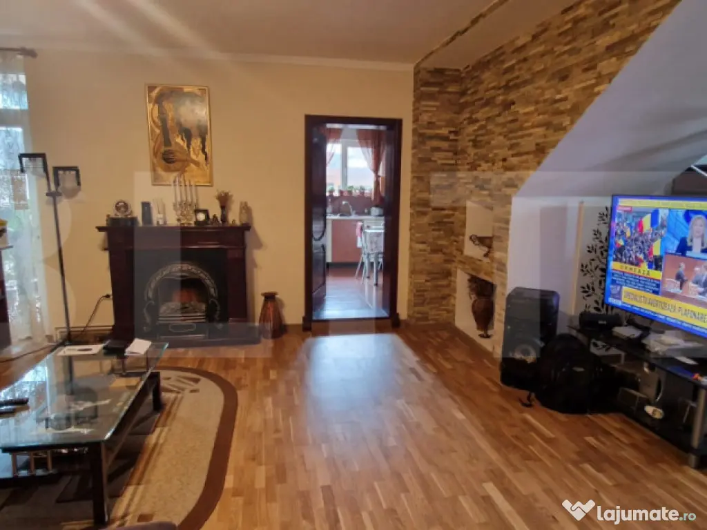 Casa individuala P+M, 200mp , teren 486 mp, Simnicul de Jos 