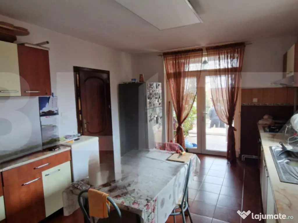 Casa individuala P+M, 200mp , teren 486 mp, Simnicul de Jos 